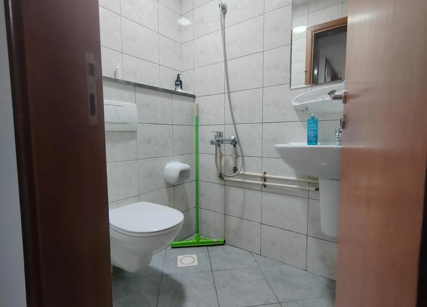 Homestay Private Master Room Marina Beach Next To Marriott Dubai United Arab Emirates